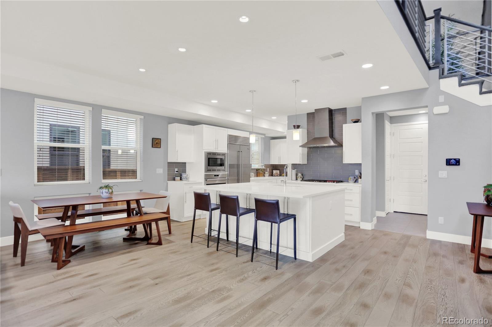 MLS Image #8 for 31 s oneida court,denver, Colorado