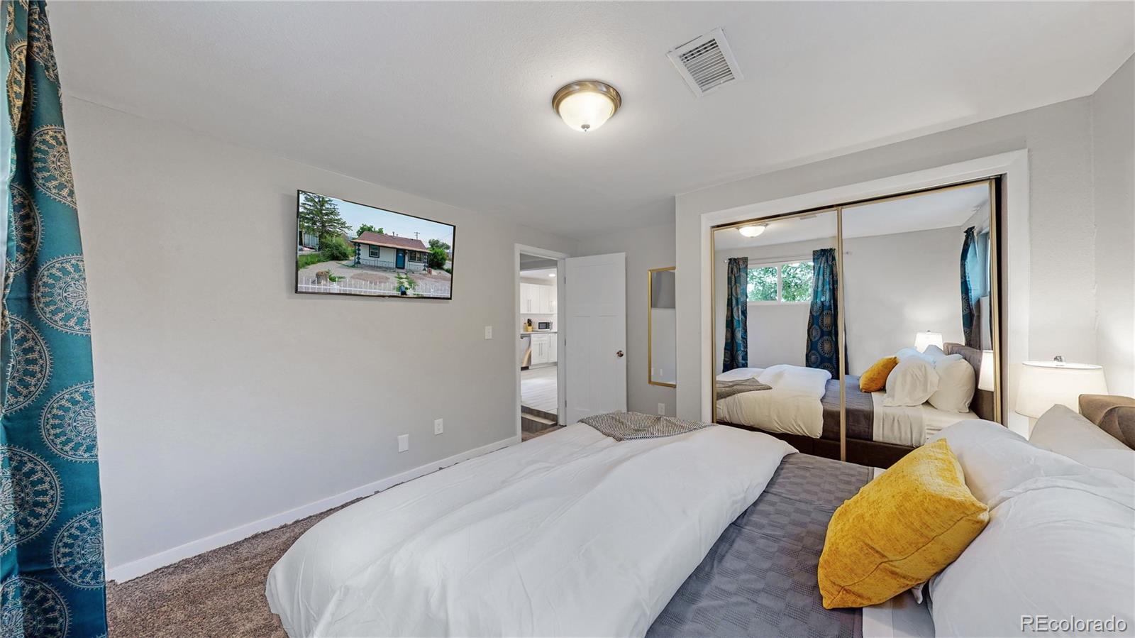 MLS Image #17 for 3284 w 66th avenue,denver, Colorado