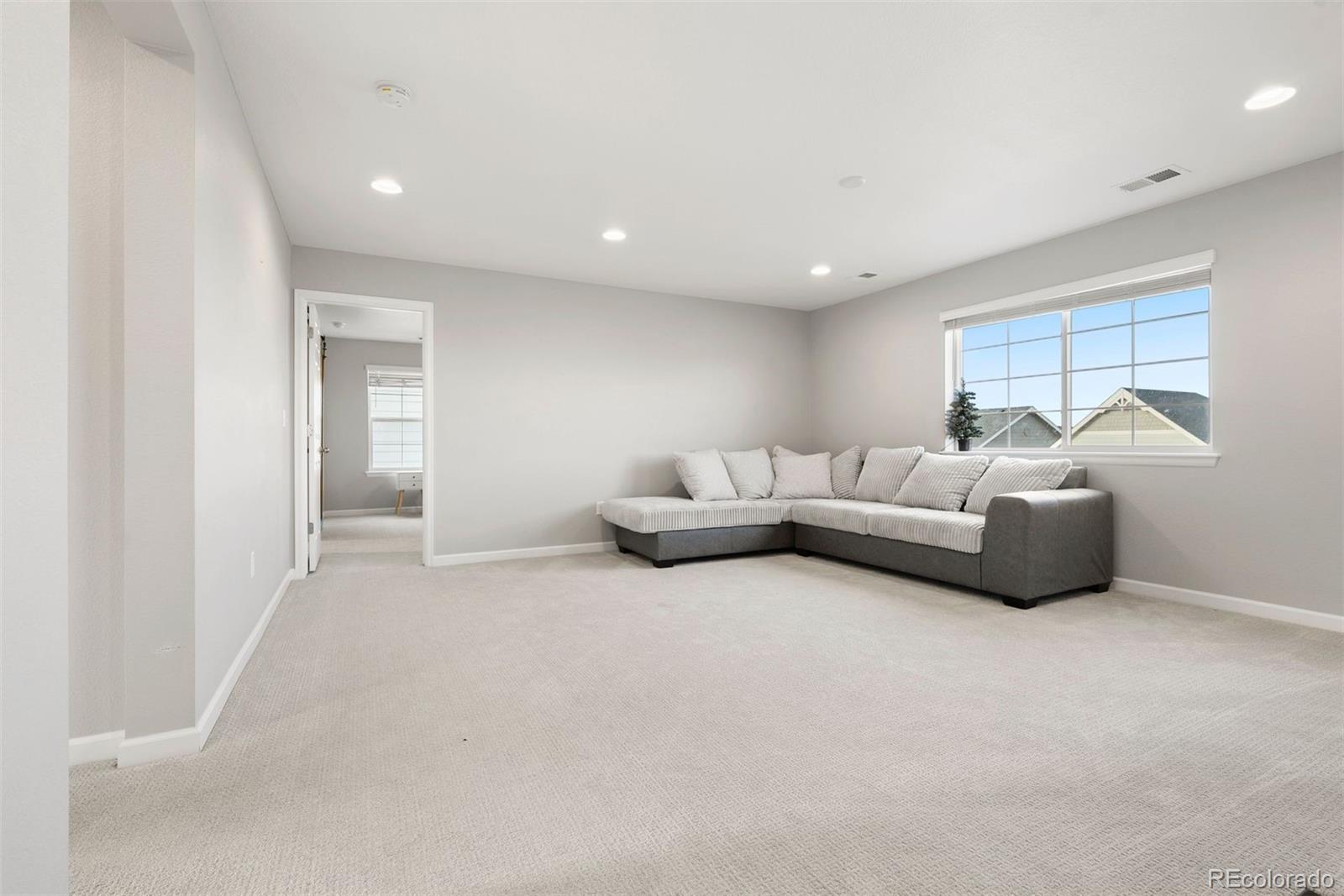 MLS Image #16 for 27645 e geddes place,aurora, Colorado