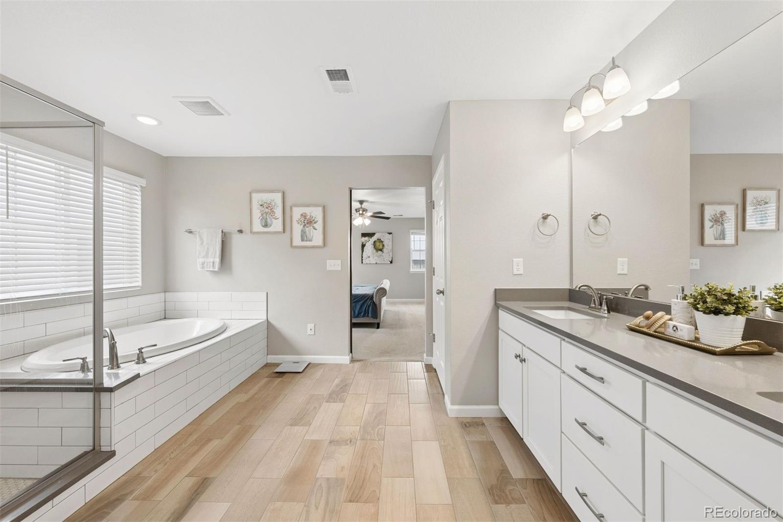 MLS Image #20 for 27645 e geddes place,aurora, Colorado