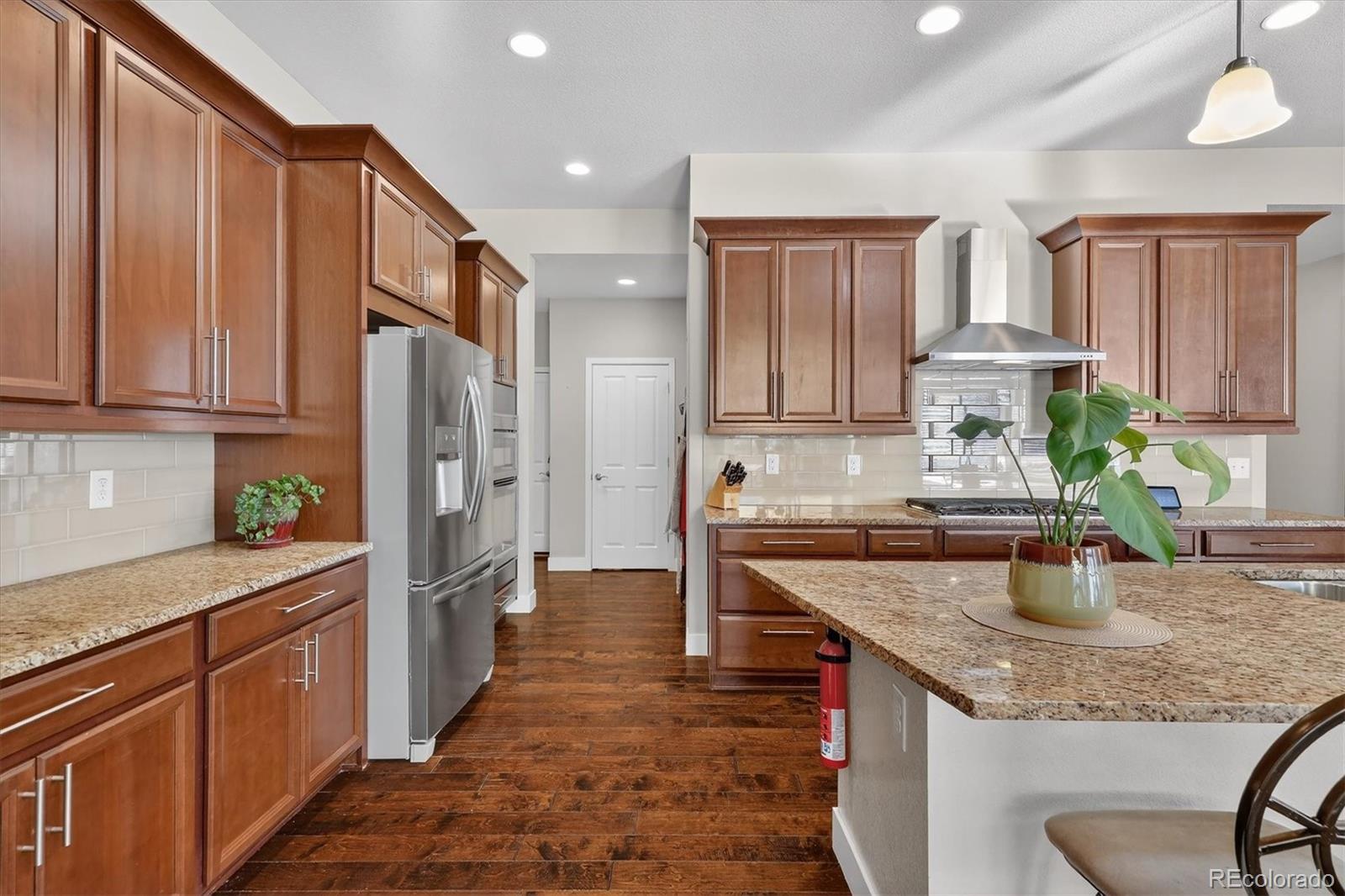 MLS Image #11 for 17470 w 94th drive,arvada, Colorado