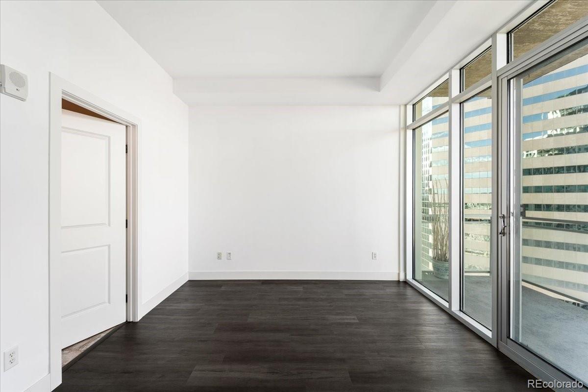 MLS Image #12 for 2001  lincoln street 2113,denver, Colorado