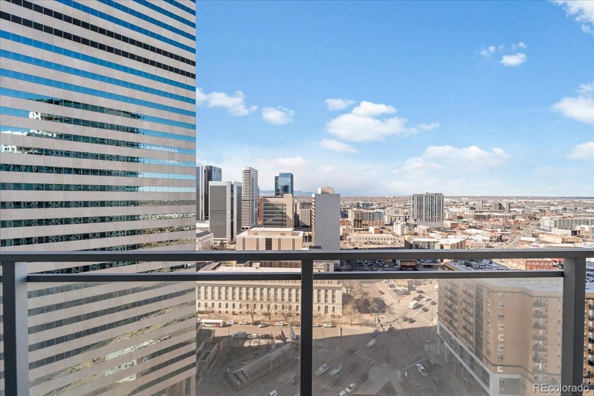 MLS Image #6 for 2001  lincoln street 2113,denver, Colorado