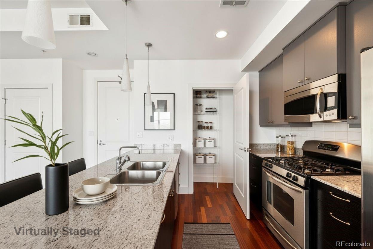 MLS Image #9 for 2001  lincoln street 2113,denver, Colorado