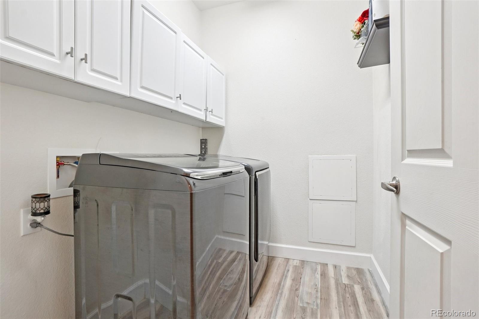 MLS Image #29 for 5471  ensenada court,denver, Colorado