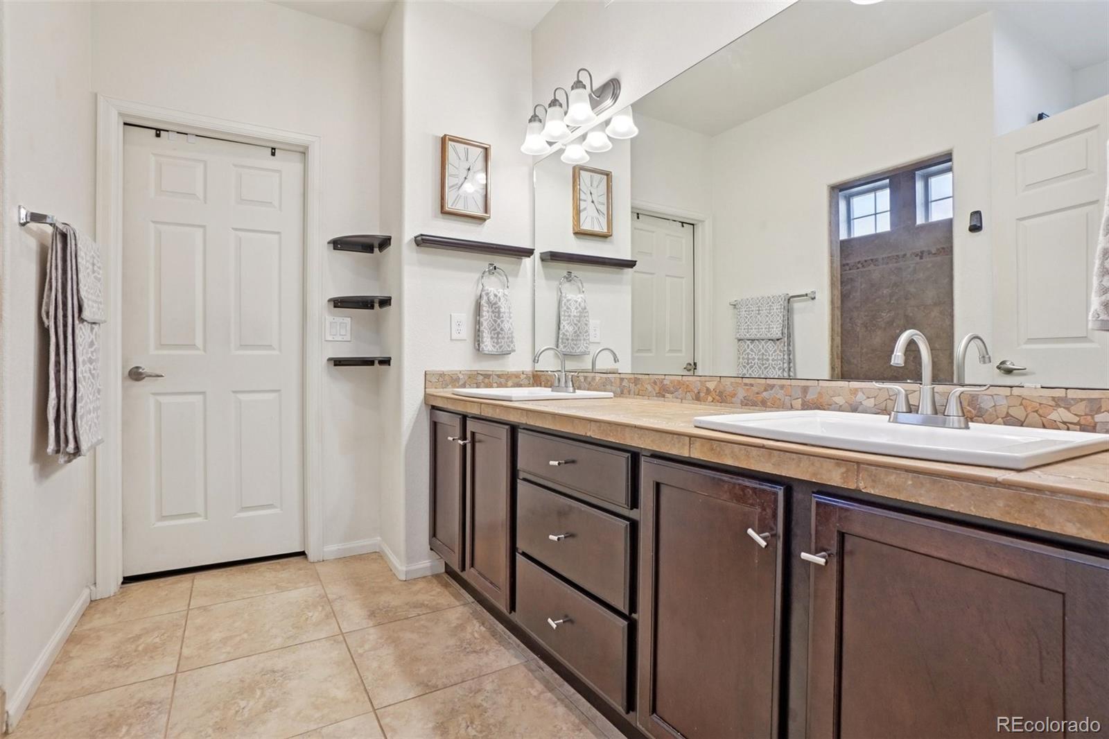 MLS Image #33 for 5471  ensenada court,denver, Colorado