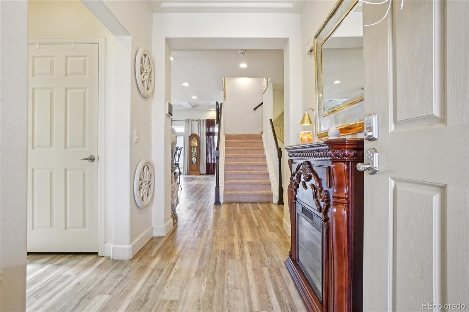 MLS Image #5 for 5471  ensenada court,denver, Colorado
