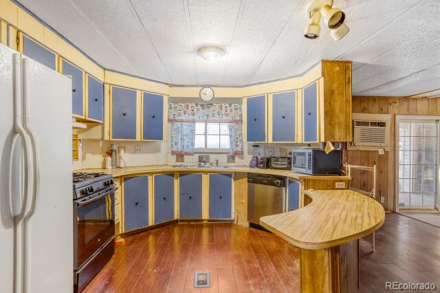 MLS Image #2 for 1215  macintyre court,dacono, Colorado