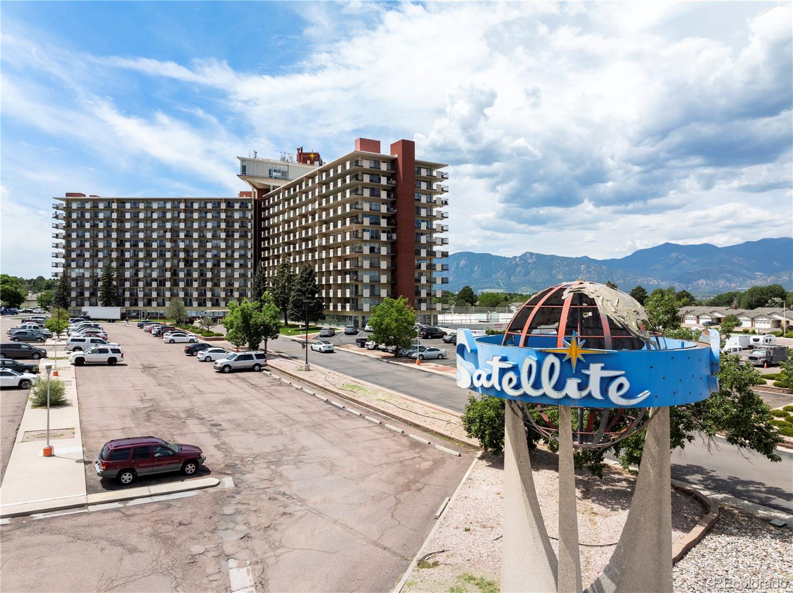 MLS Image #8 for 411  lakewood circle,colorado springs, Colorado
