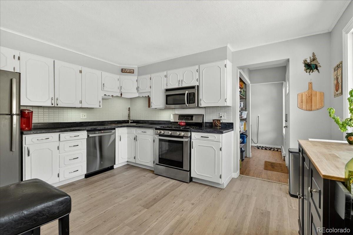 MLS Image #7 for 11827  brook road,golden, Colorado