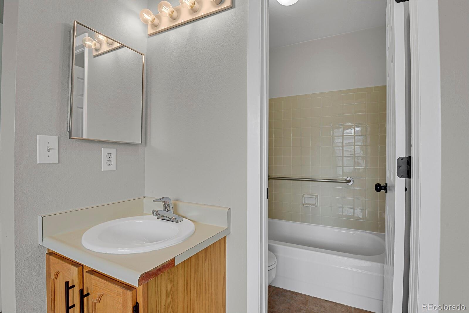 MLS Image #21 for 12332  colorado boulevard,thornton, Colorado