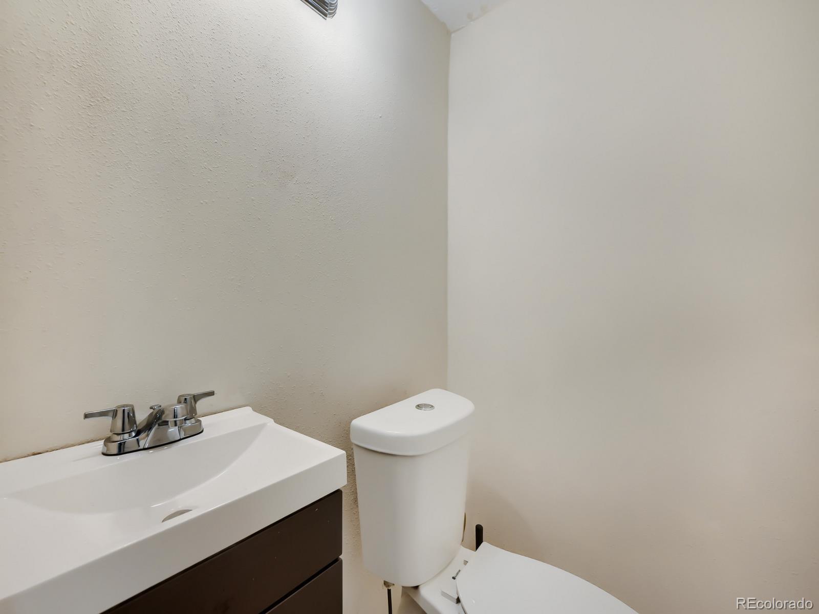 MLS Image #4 for 247  wadsworth circle,longmont, Colorado