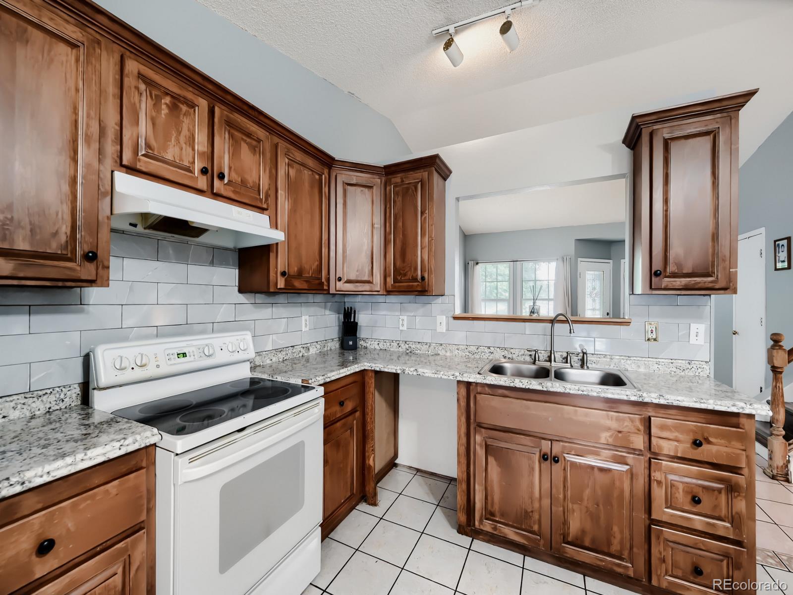 MLS Image #5 for 247  wadsworth circle,longmont, Colorado