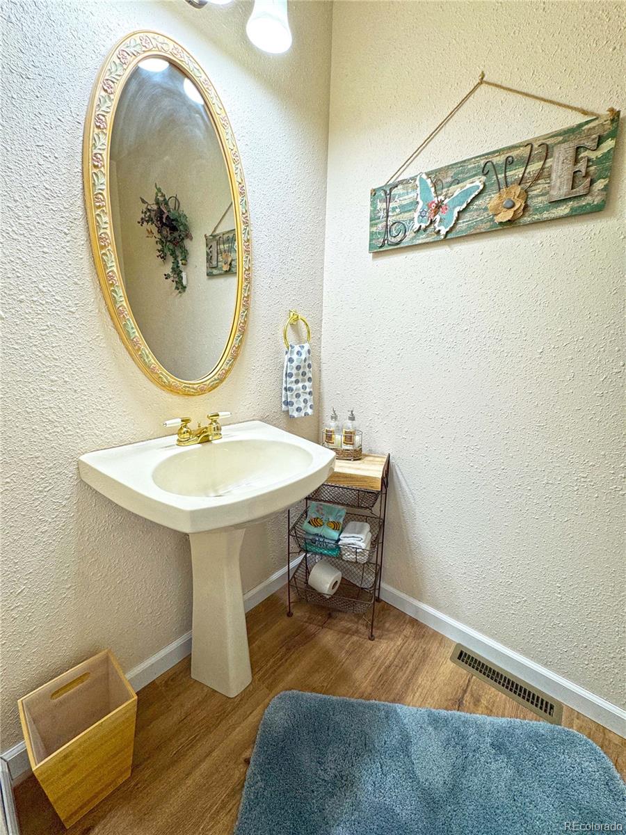 MLS Image #12 for 206 e rangely avenue,rangely, Colorado