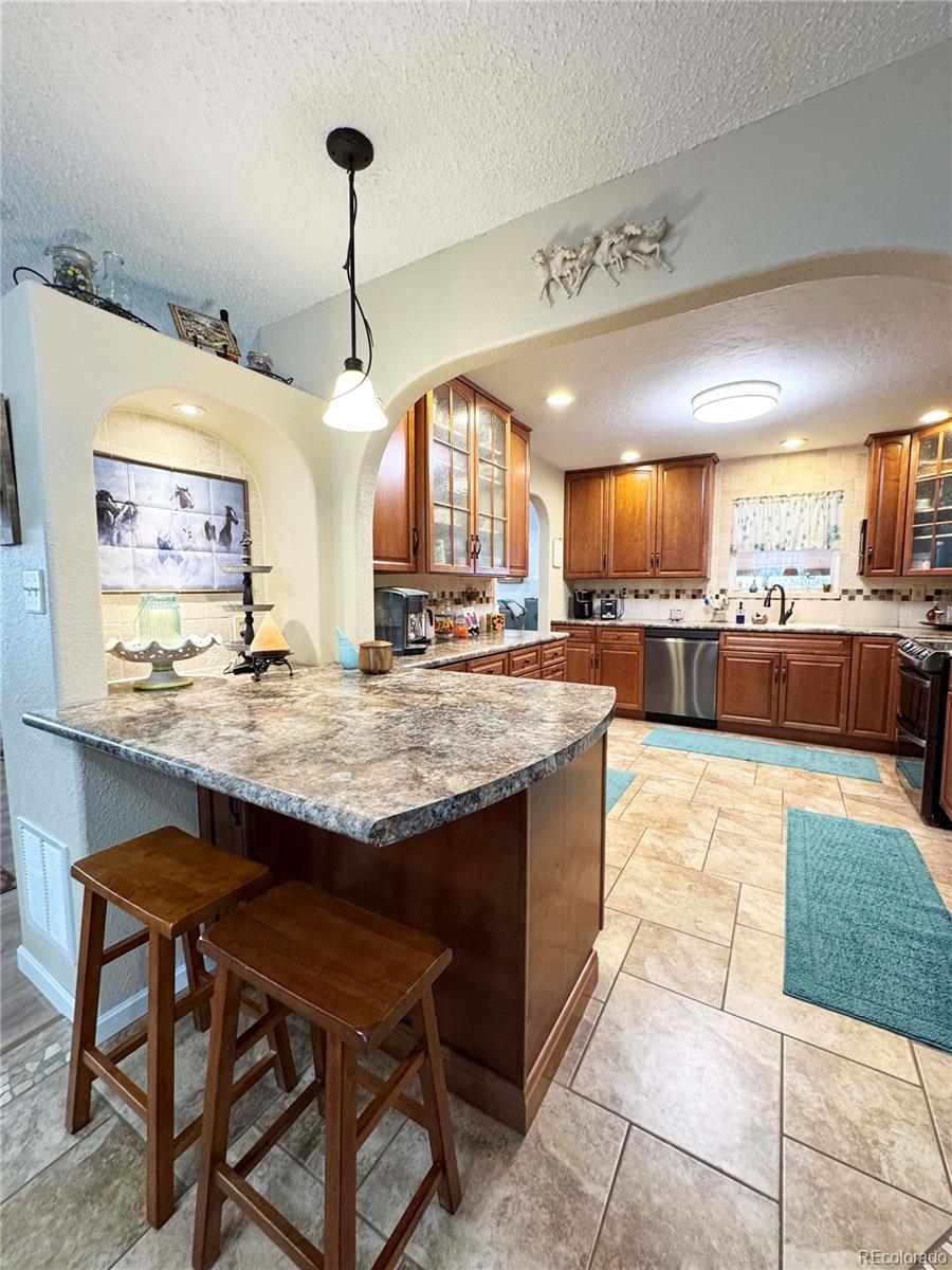 MLS Image #8 for 206 e rangely avenue,rangely, Colorado