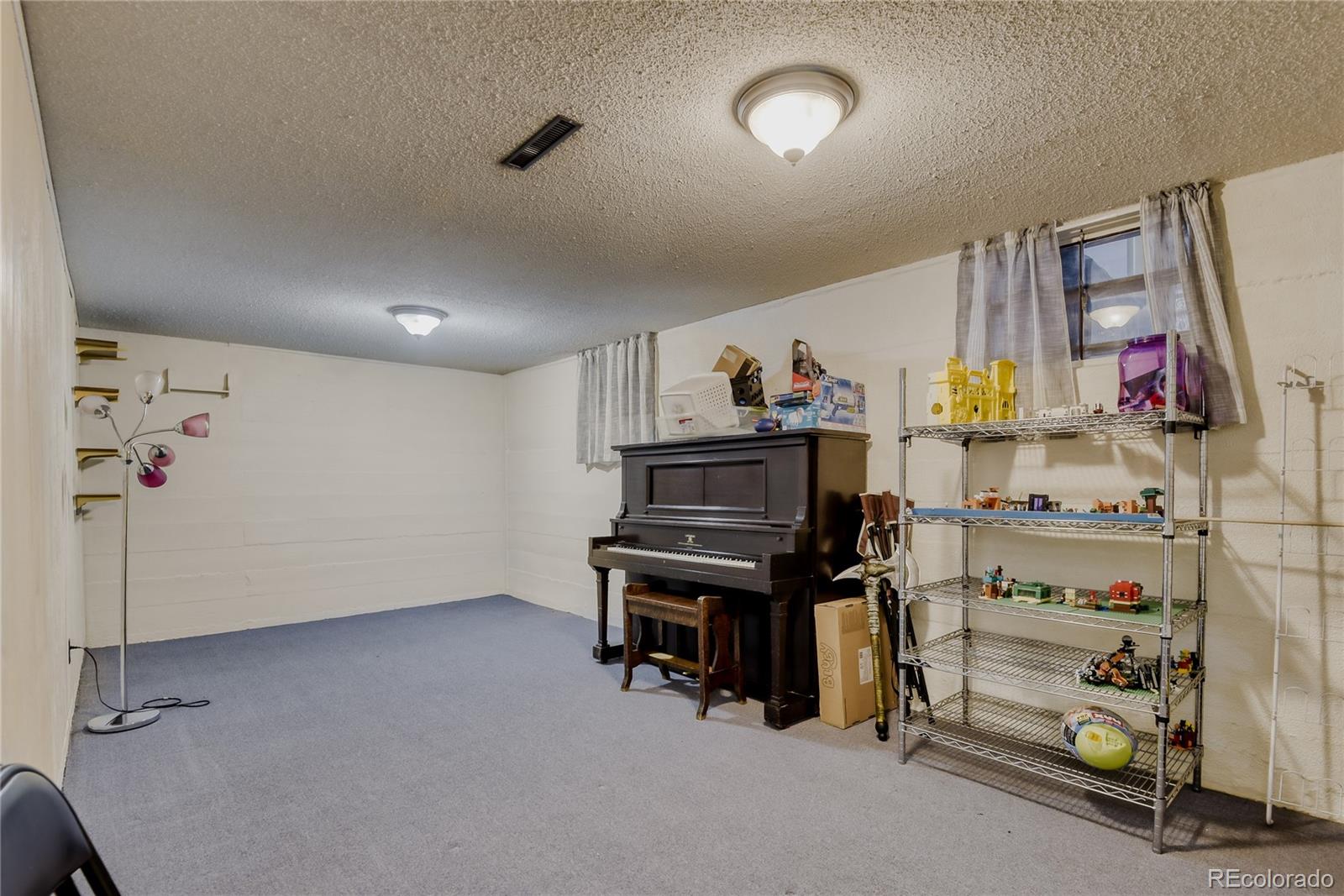 MLS Image #14 for 1620 s perry street,denver, Colorado