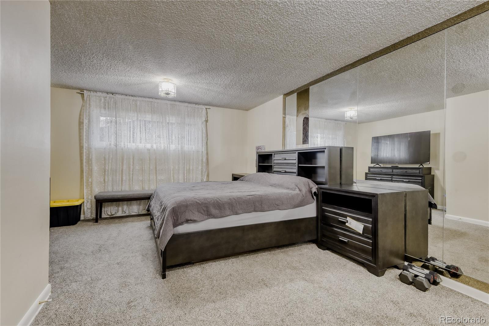 MLS Image #16 for 1620 s perry street,denver, Colorado