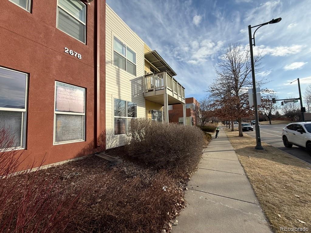 MLS Image #17 for 2678  syracuse street,denver, Colorado