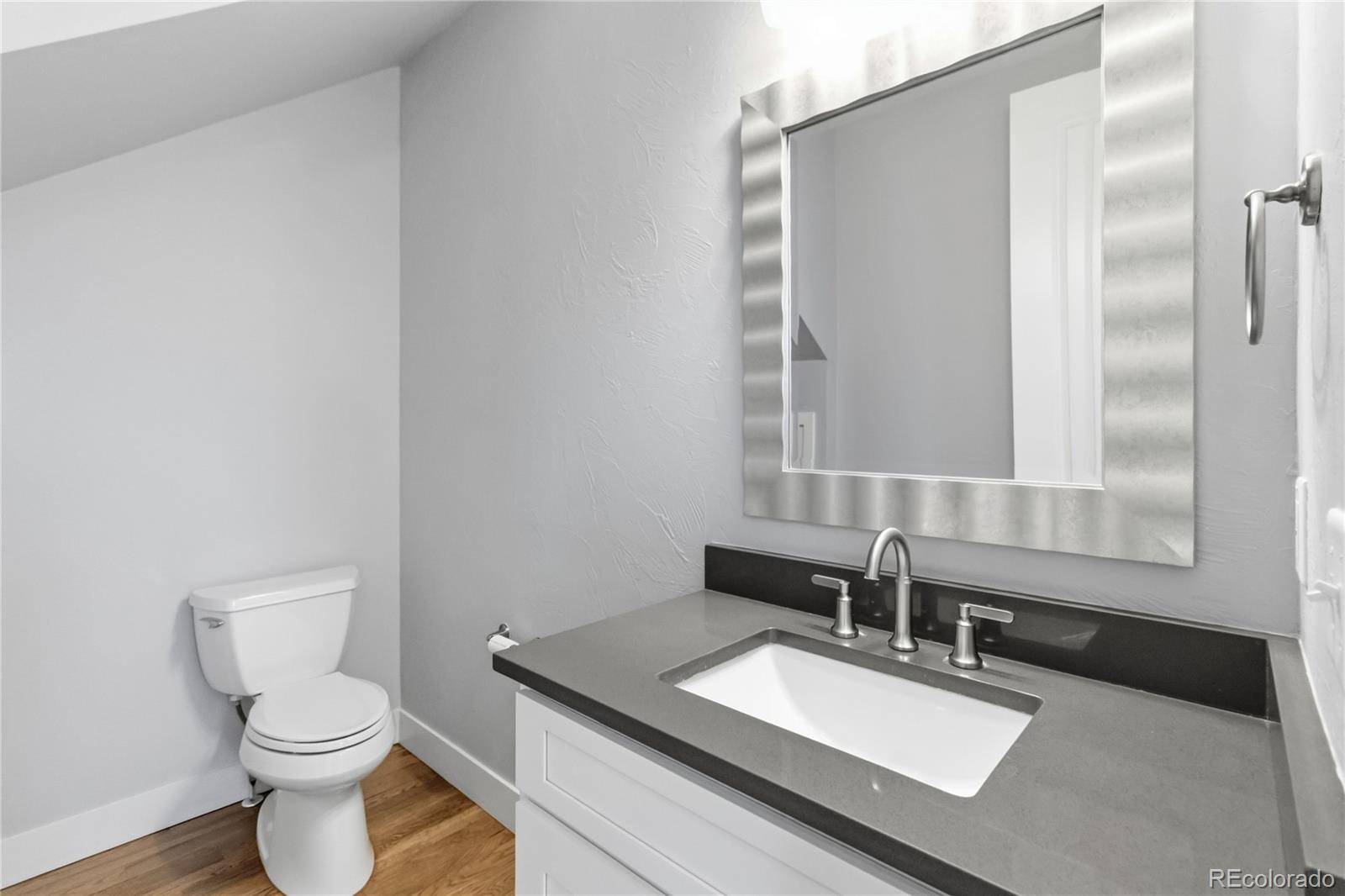 MLS Image #14 for 752 s leyden street,denver, Colorado
