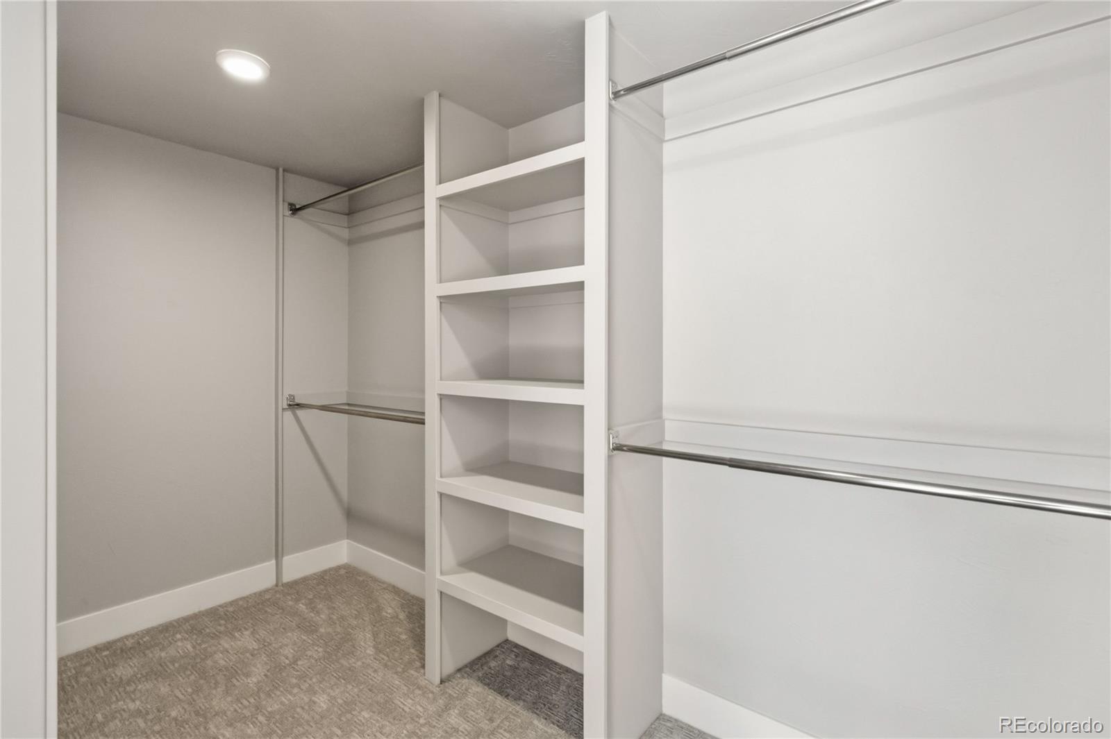 MLS Image #29 for 752 s leyden street,denver, Colorado