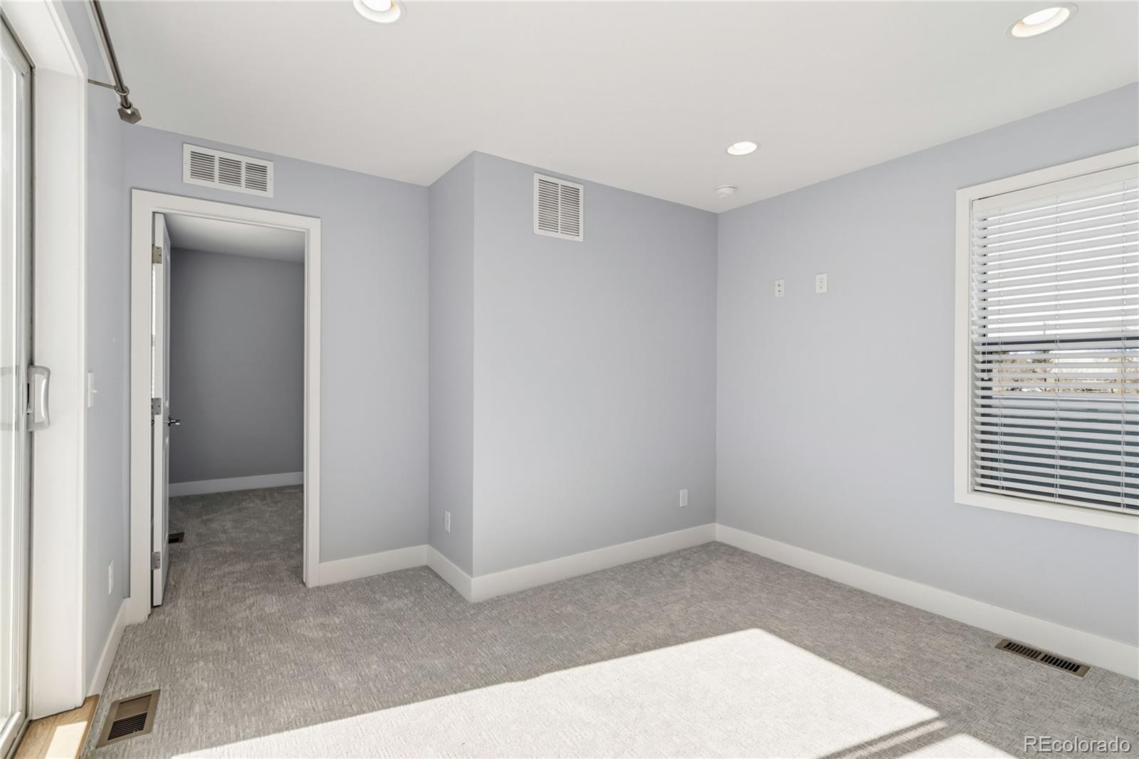 MLS Image #34 for 752 s leyden street,denver, Colorado