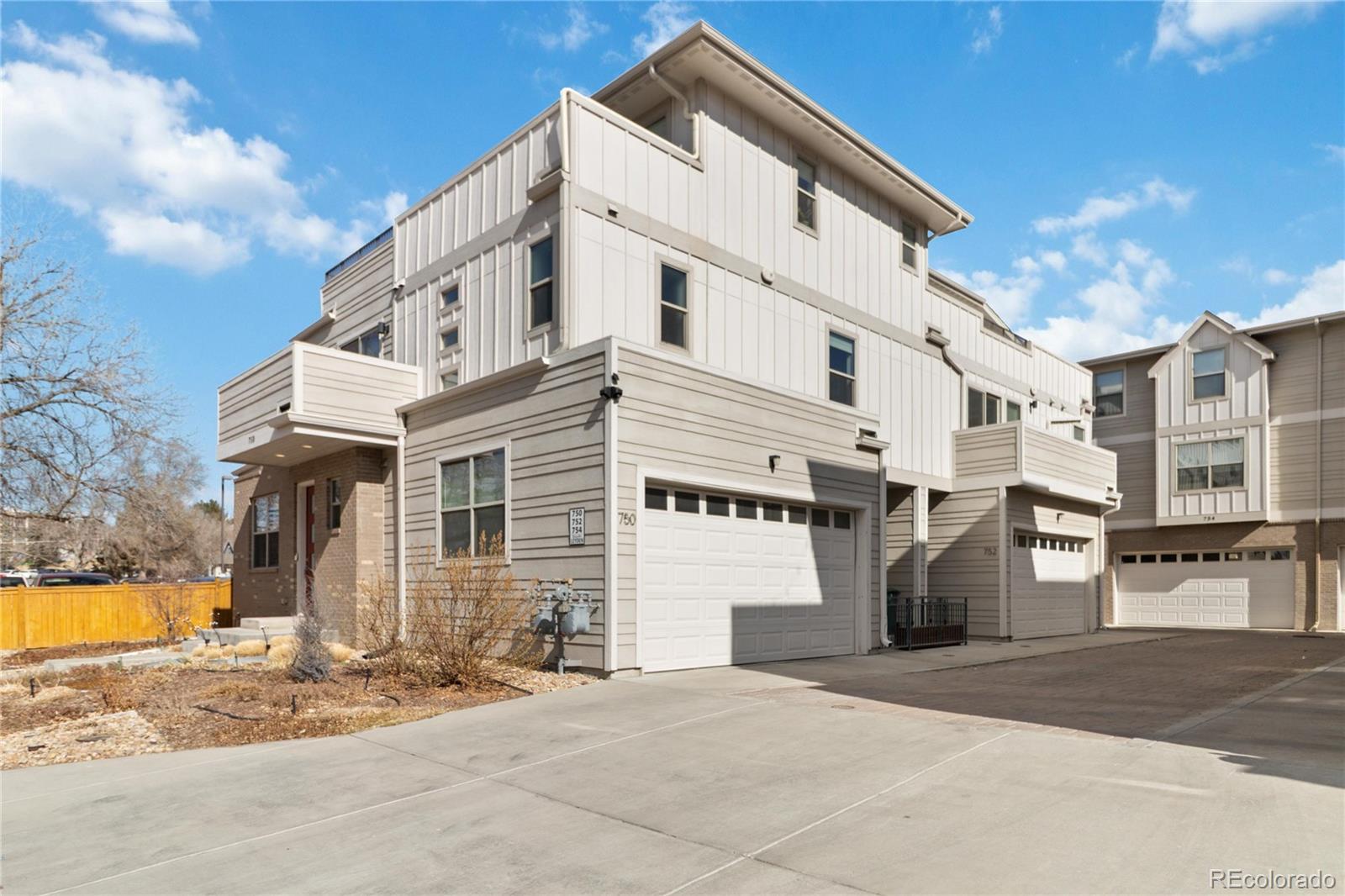MLS Image #45 for 752 s leyden street,denver, Colorado