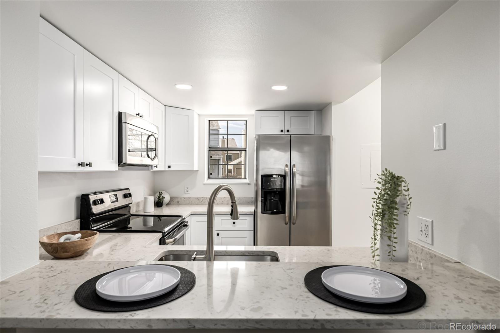 MLS Image #3 for 13970 w 72nd place c,arvada, Colorado
