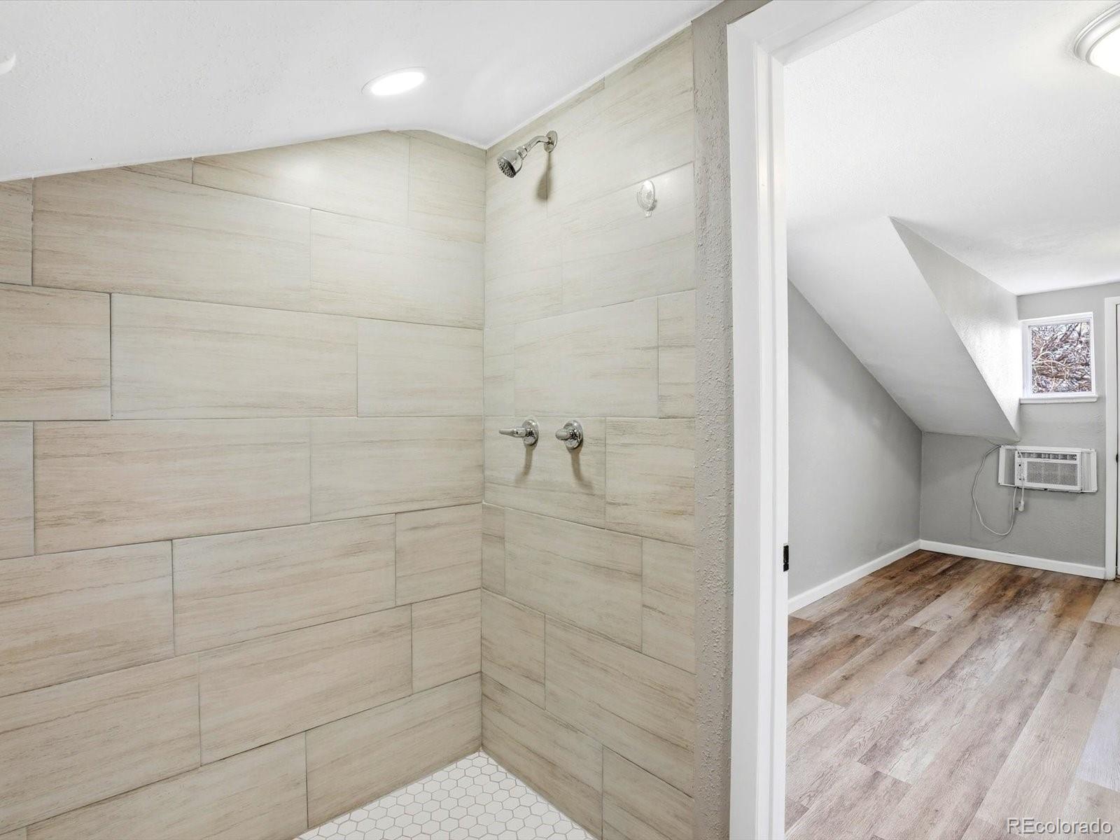 MLS Image #18 for 6831  irving street,denver, Colorado