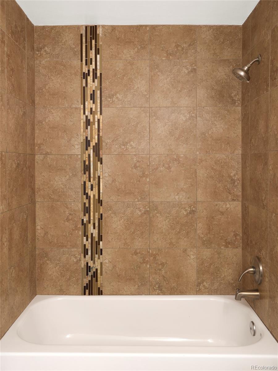 MLS Image #12 for 1155 n ash street 103,denver, Colorado