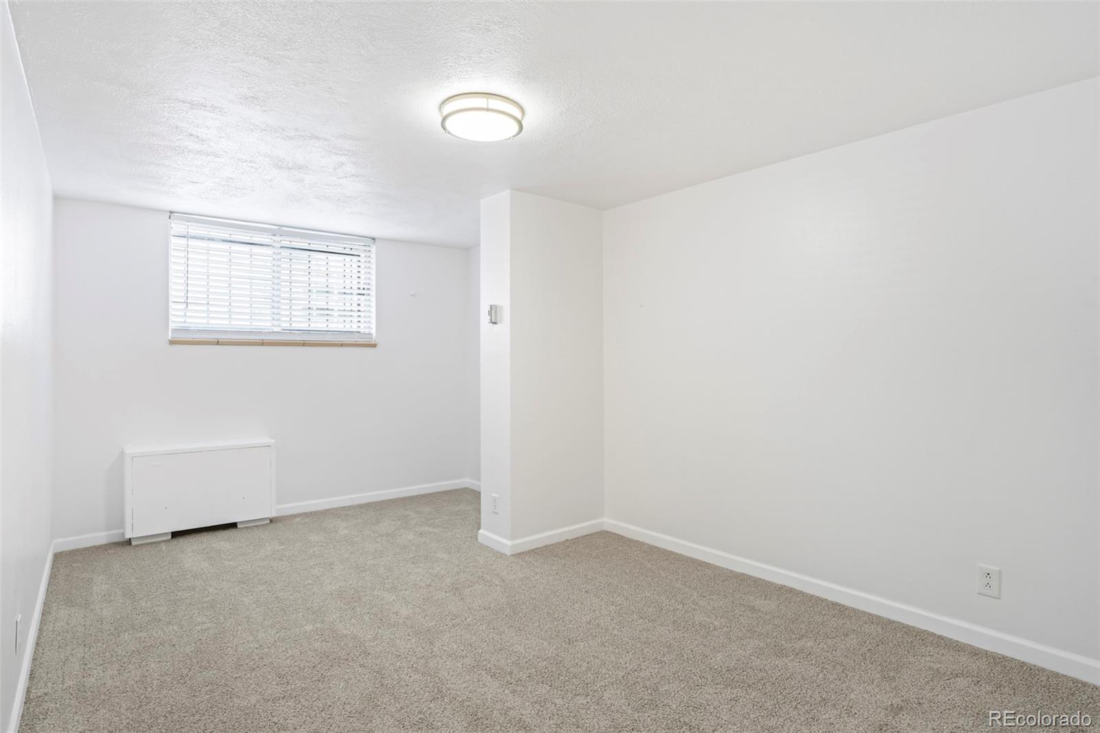 MLS Image #9 for 1155 n ash street 103,denver, Colorado