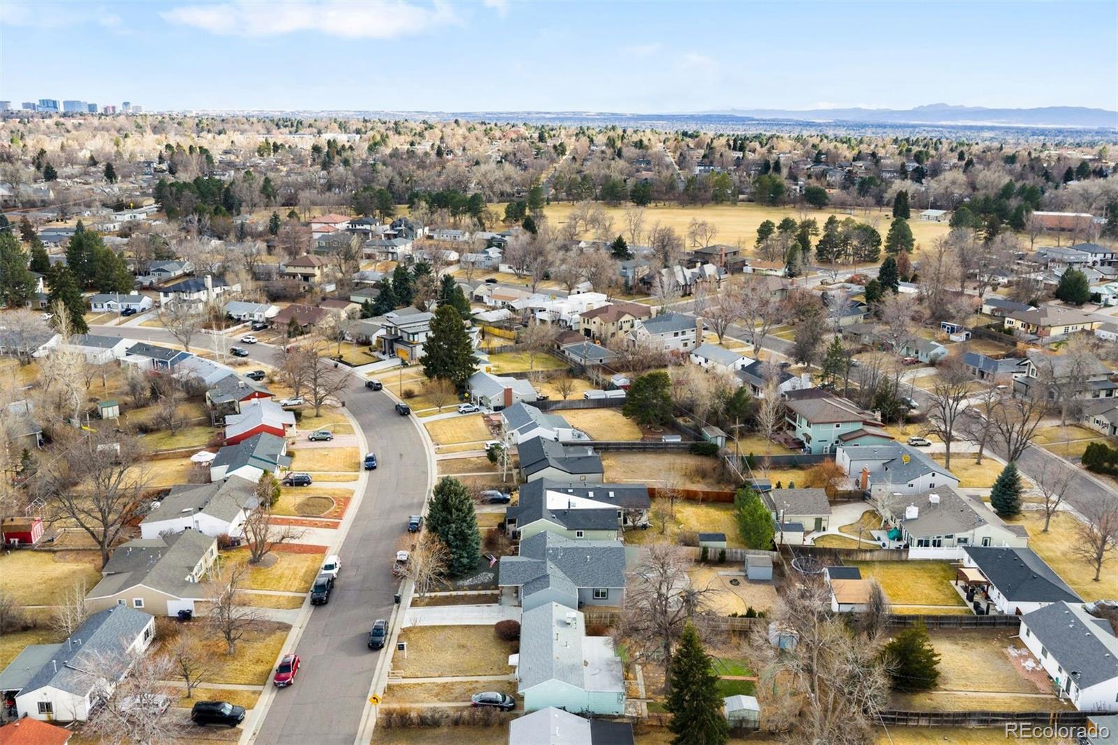MLS Image #10 for 3013 s cherry way,denver, Colorado
