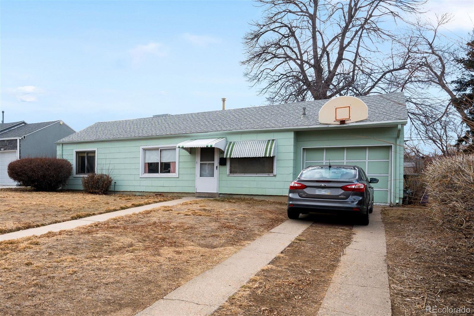 MLS Image #2 for 3013 s cherry way,denver, Colorado