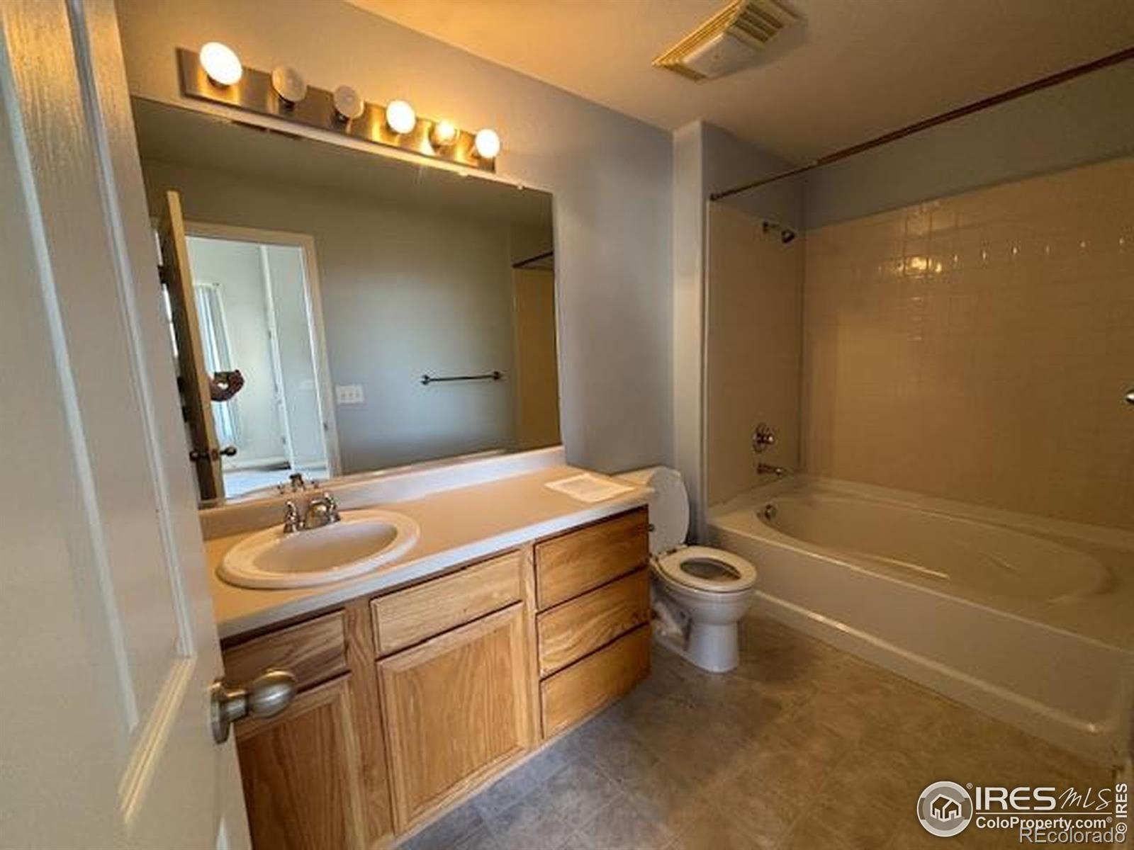 MLS Image #12 for 3660  ponderosa court 7,evans, Colorado