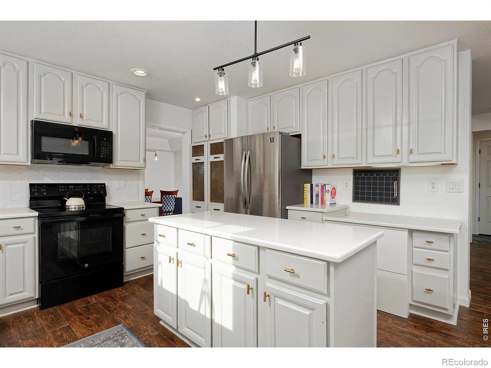 MLS Image #18 for 810  trail ridge drive,louisville, Colorado