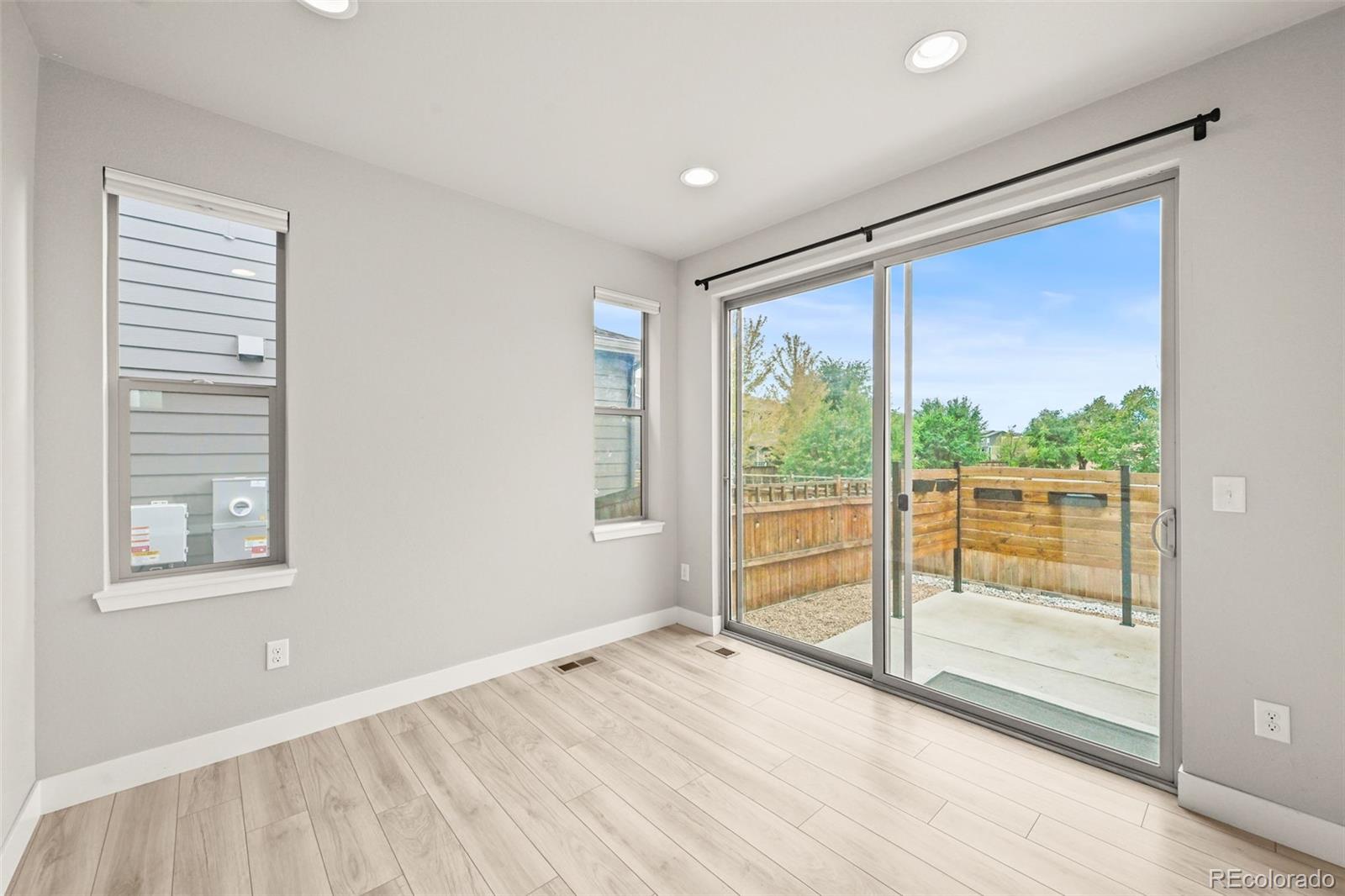 MLS Image #15 for 2880 w 69th avenue,denver, Colorado