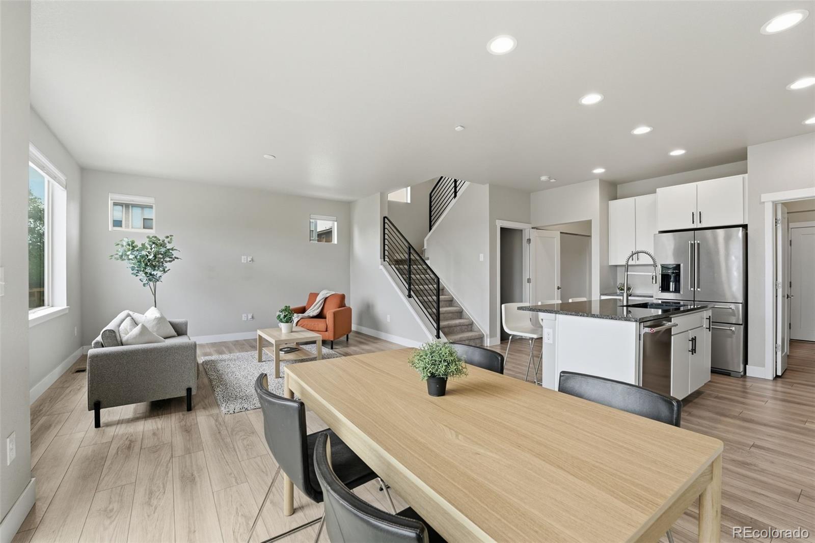 MLS Image #3 for 2880 w 69th avenue,denver, Colorado