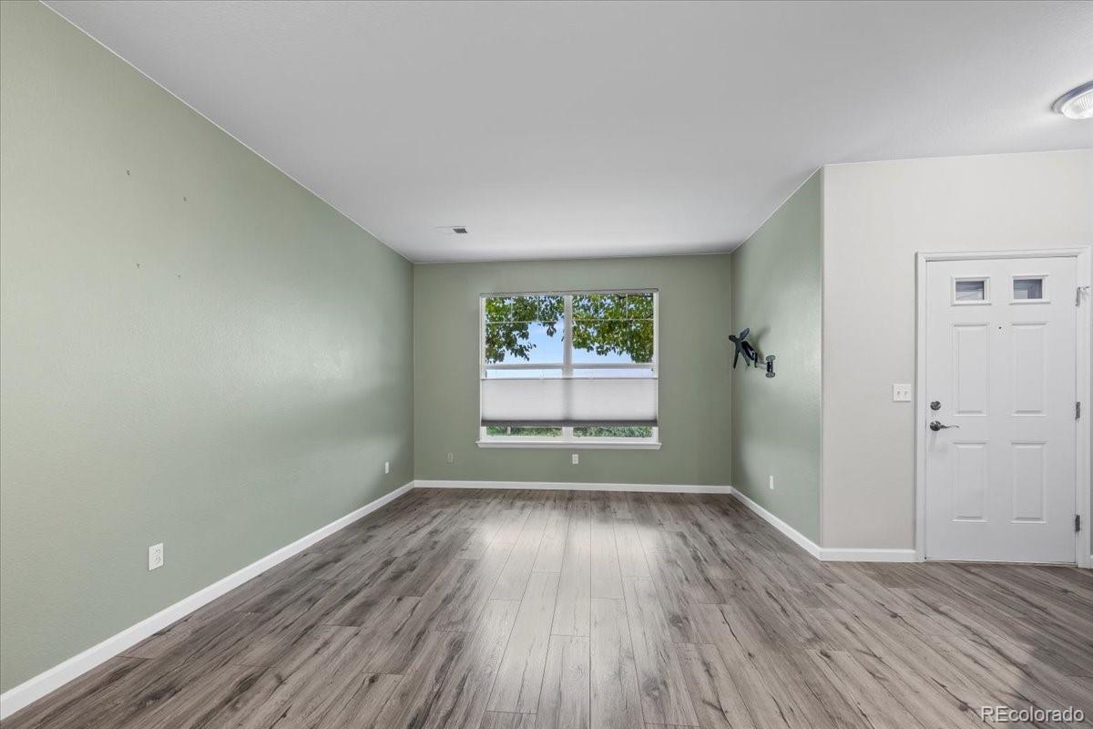 MLS Image #5 for 10449  paris street 203,commerce city, Colorado