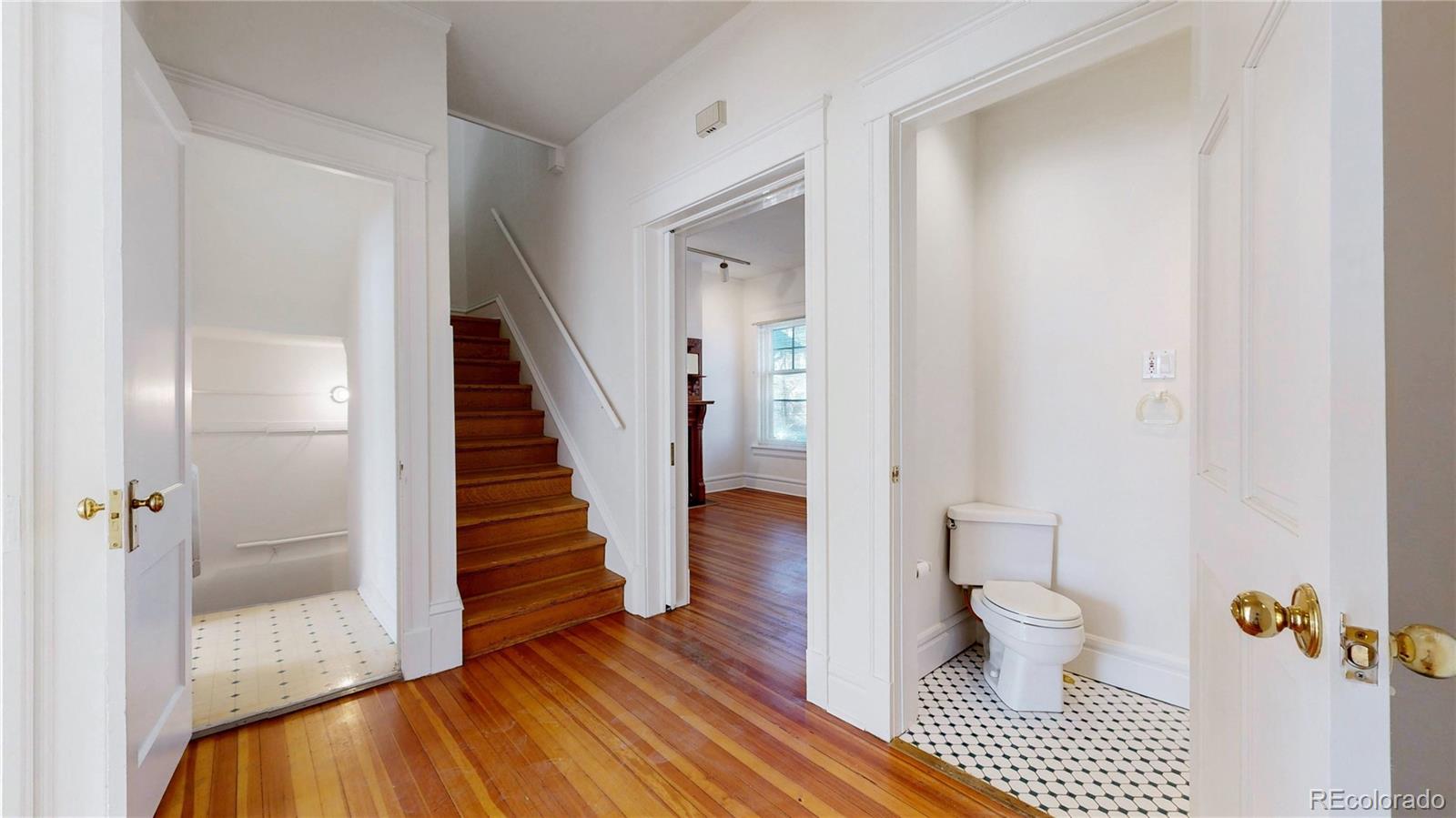 MLS Image #15 for 1266 n pearl street,denver, Colorado