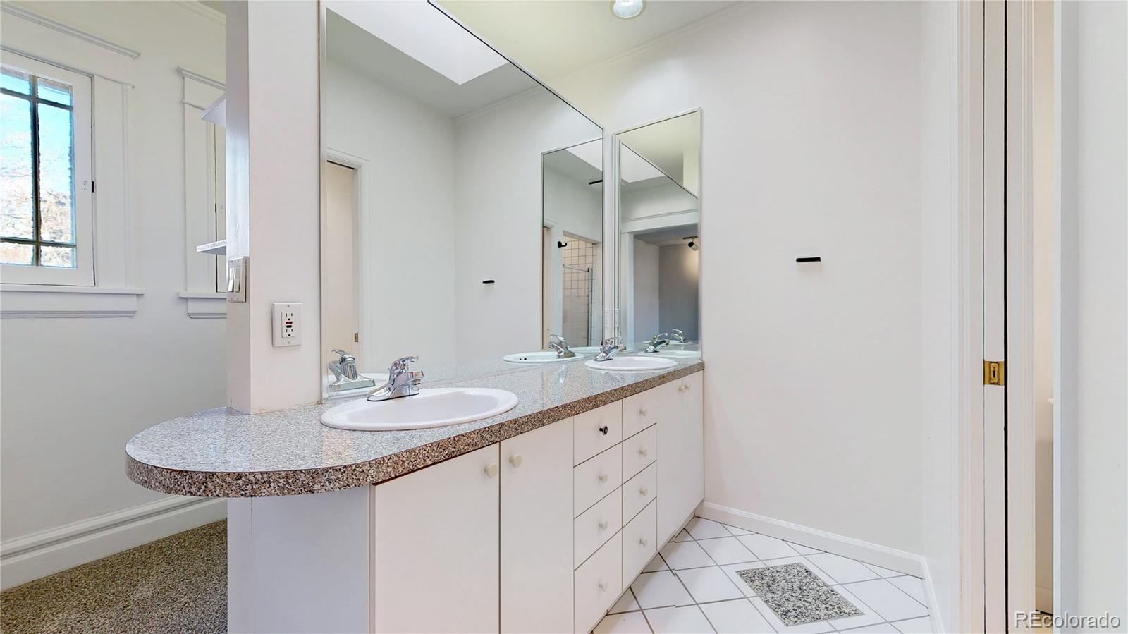 MLS Image #24 for 1266 n pearl street,denver, Colorado