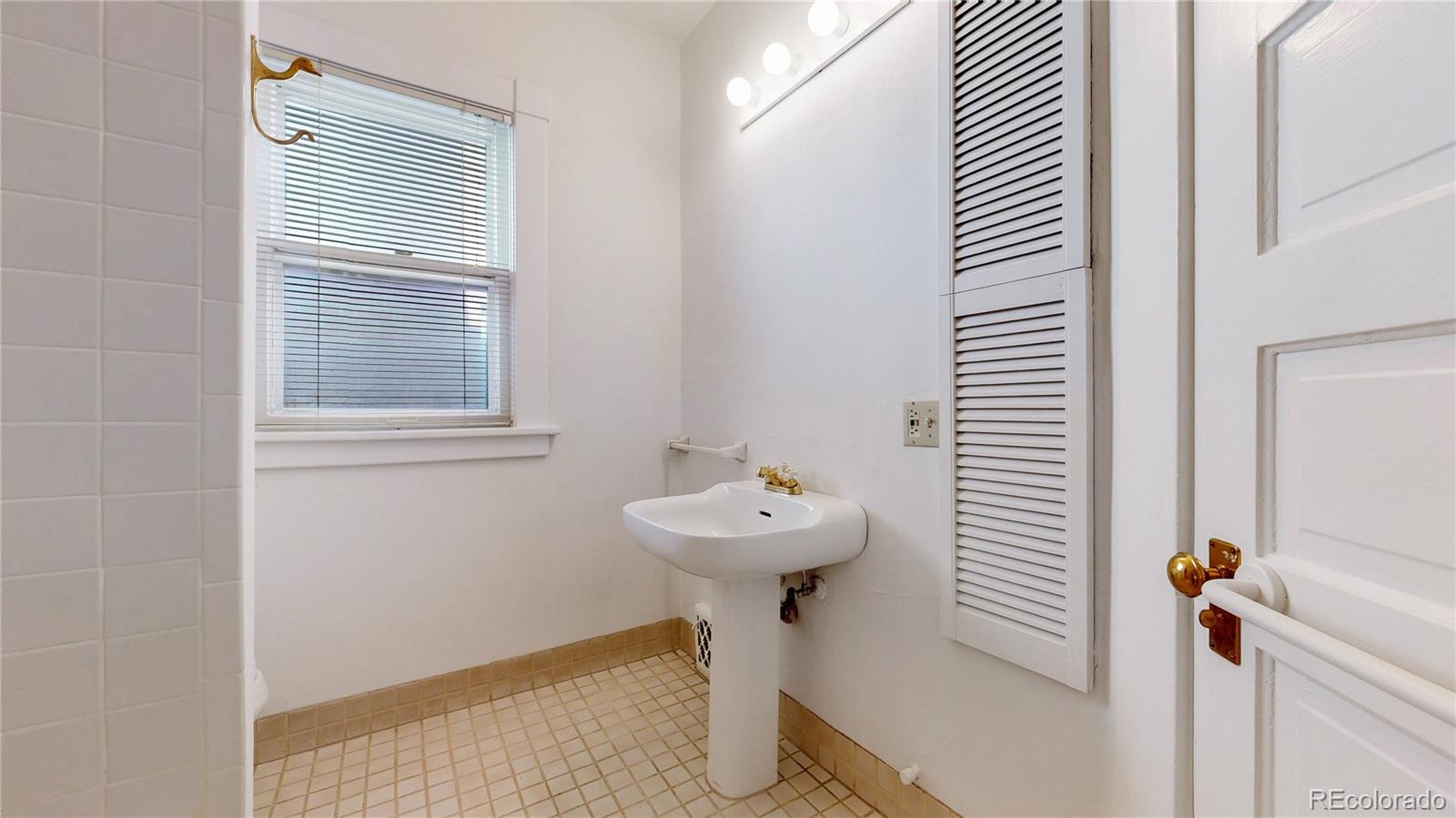 MLS Image #30 for 1266 n pearl street,denver, Colorado