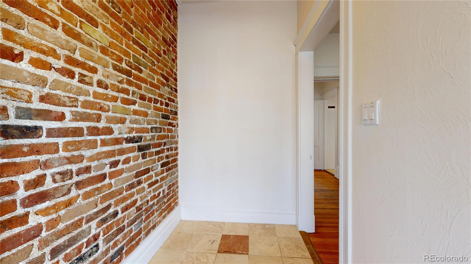 MLS Image #5 for 1266 n pearl street,denver, Colorado