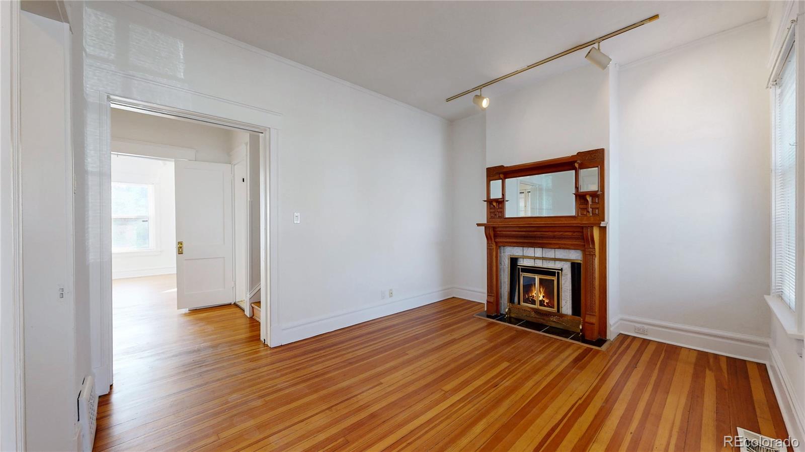 MLS Image #7 for 1266 n pearl street,denver, Colorado