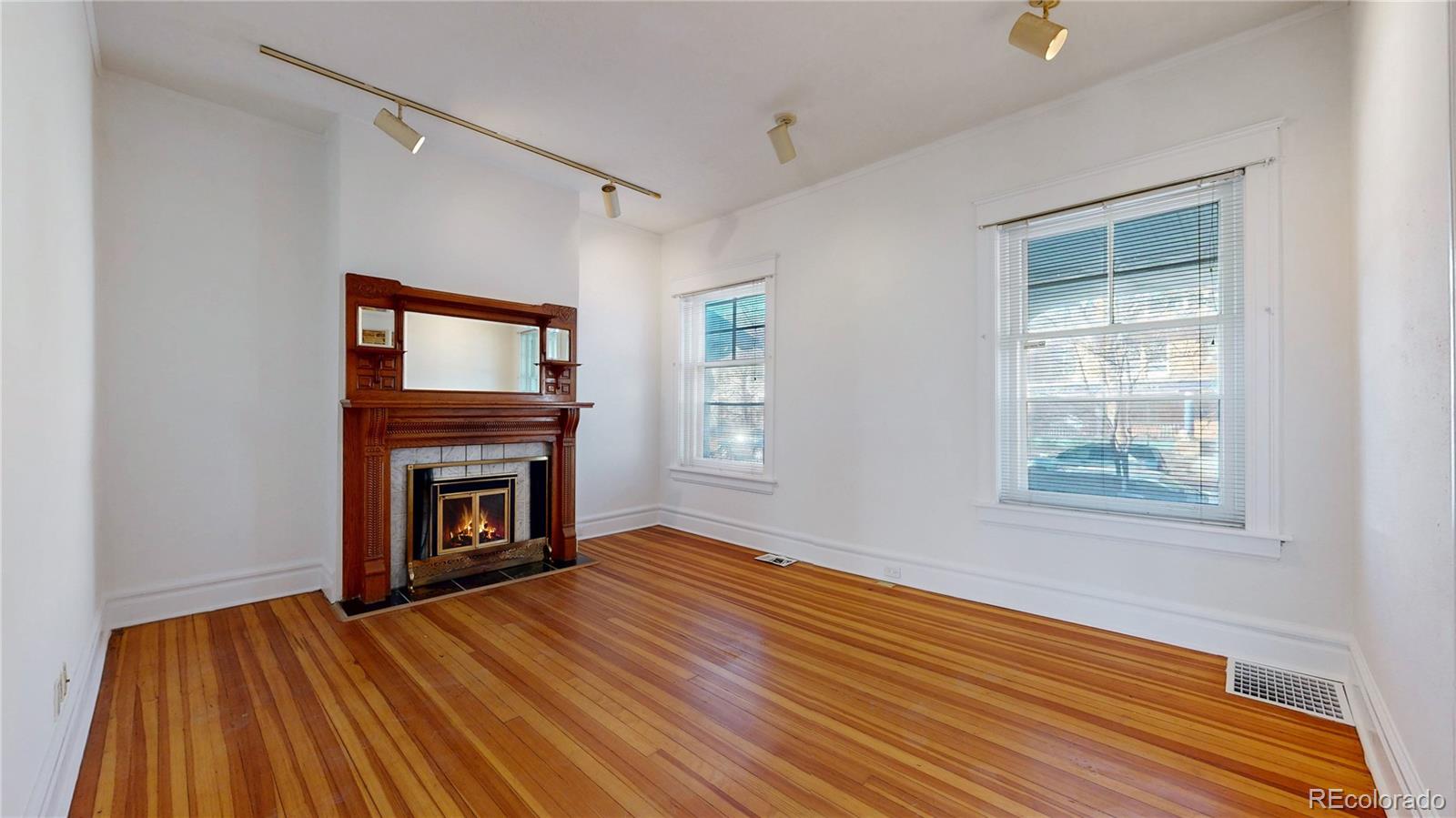 MLS Image #8 for 1266 n pearl street,denver, Colorado