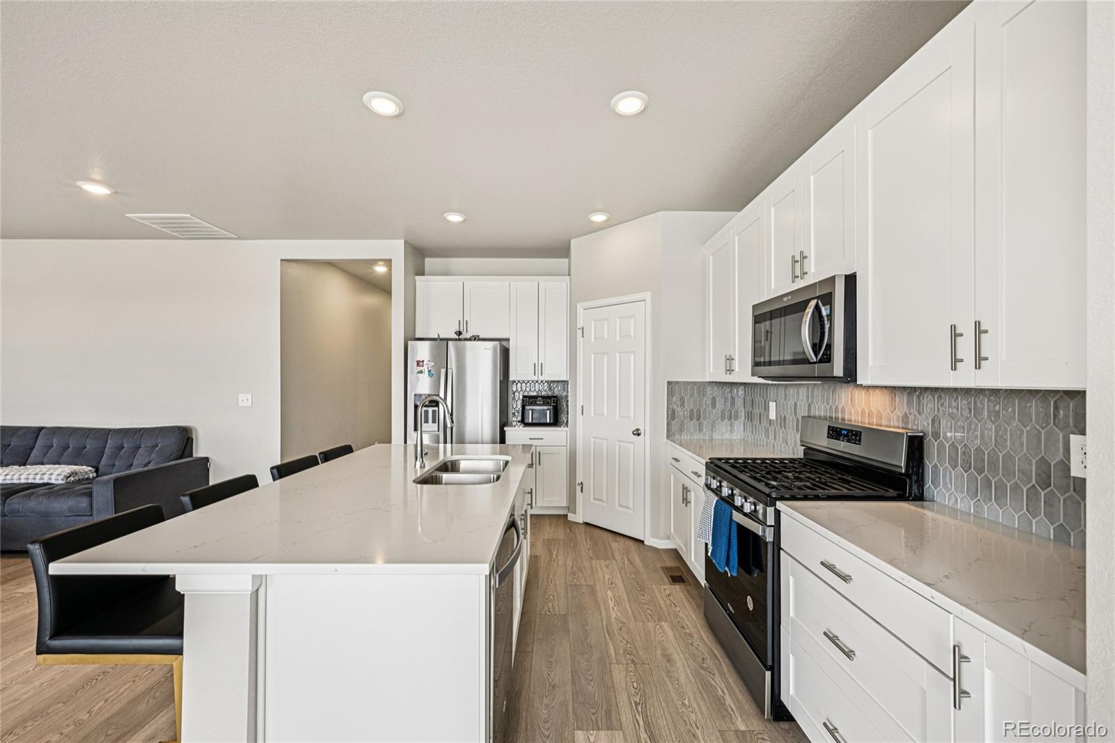 MLS Image #8 for 6002  hourglass drive,brighton, Colorado