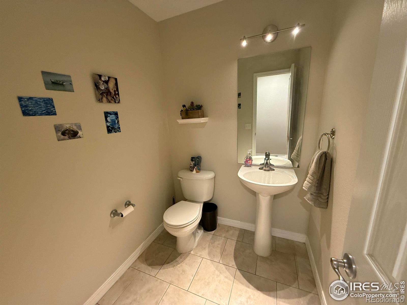 MLS Image #15 for 13900  lake song lane,broomfield, Colorado