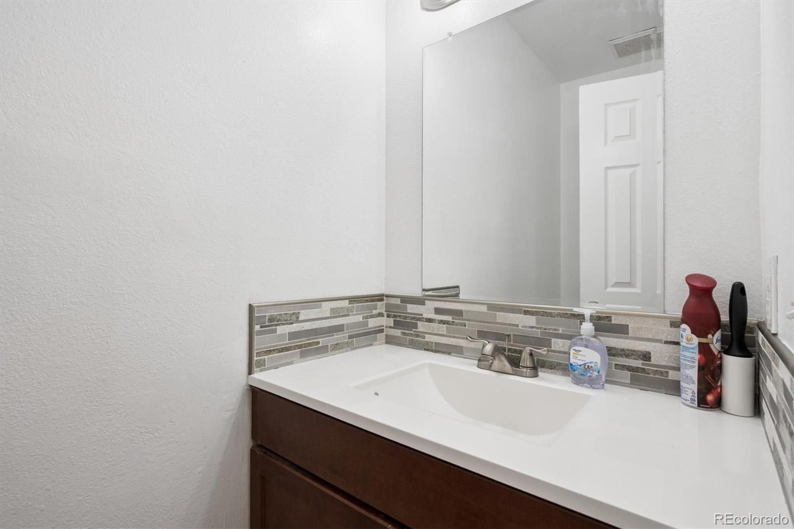 MLS Image #8 for 11688 e cedar avenue ,aurora, Colorado