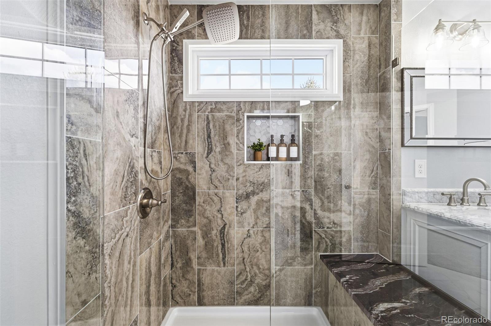 MLS Image #13 for 10668 w peakview drive,littleton, Colorado