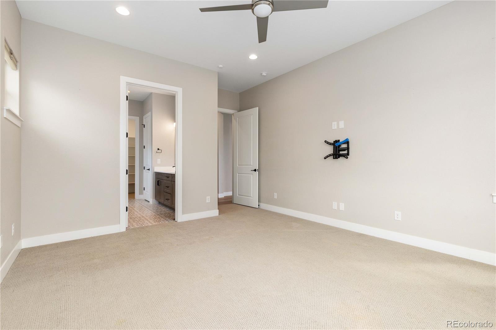 MLS Image #15 for 687  easton court,castle rock, Colorado
