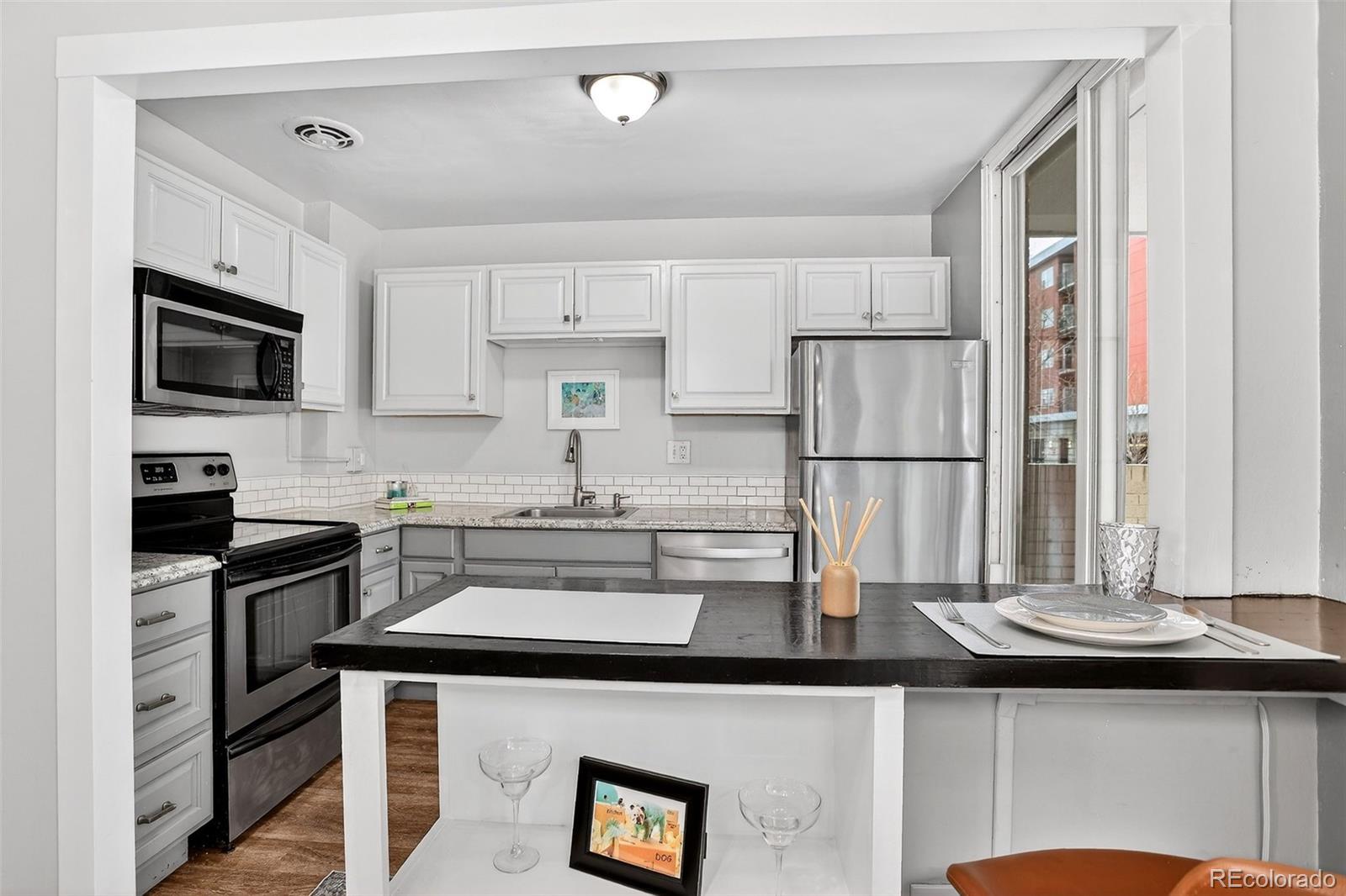 MLS Image #11 for 1111 n ash street,denver, Colorado