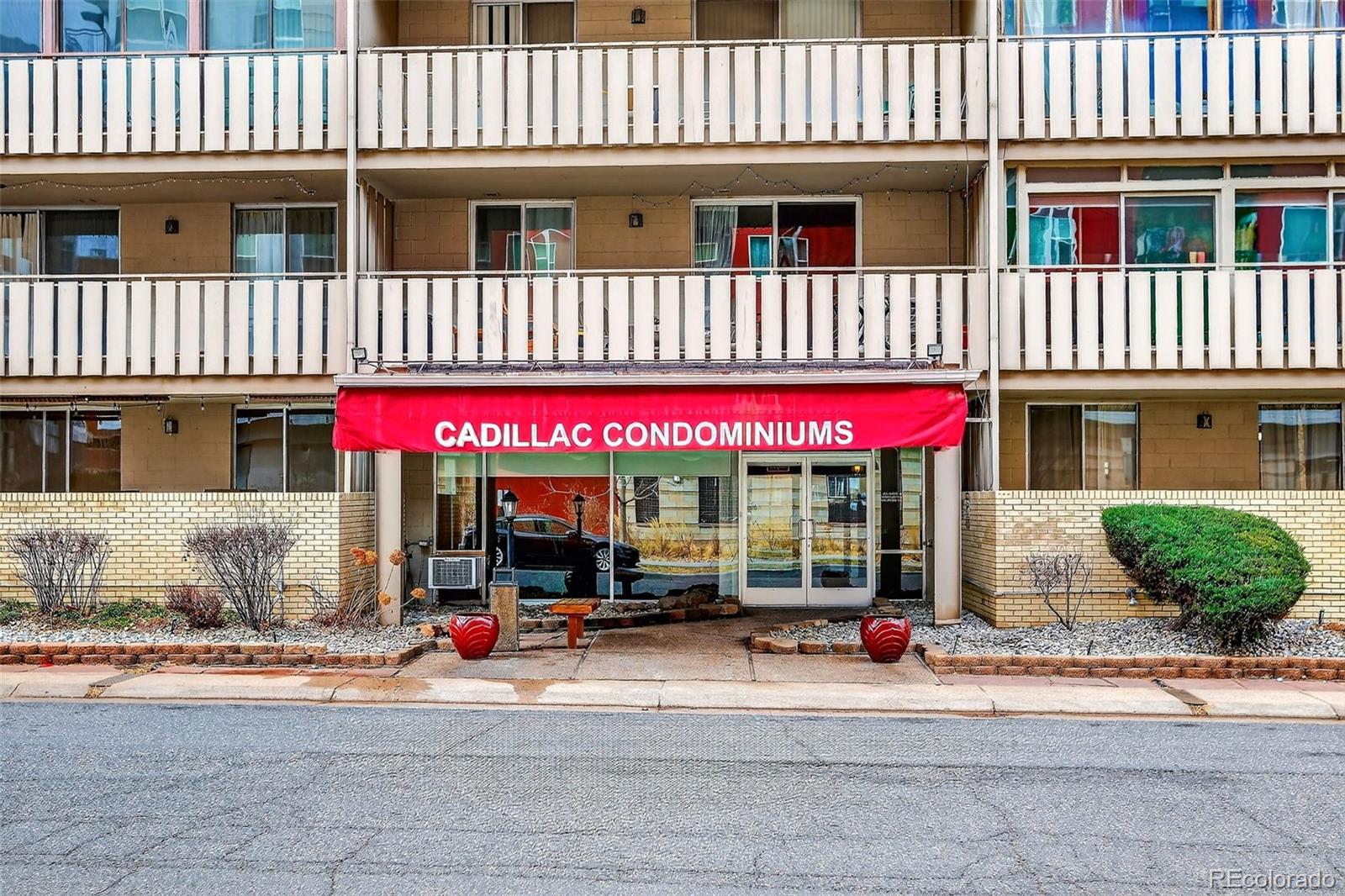MLS Image #2 for 1111 n ash street,denver, Colorado